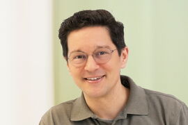 Facharzt für Anästhesiologie Dr. med. Sebastian Weinelt Portrait von Dr. med. Sebastian Weinelt
